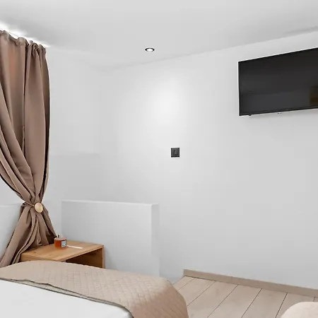 Dom wakacyjny Chris - Malona Malona Village