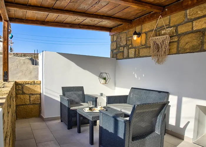 Chris - Malona * Μάλονα Village