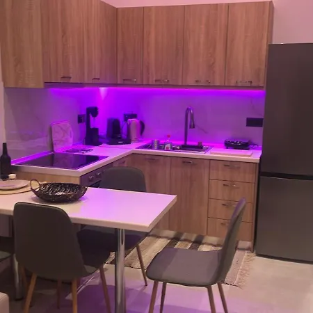 Chris - Malona Malona Village